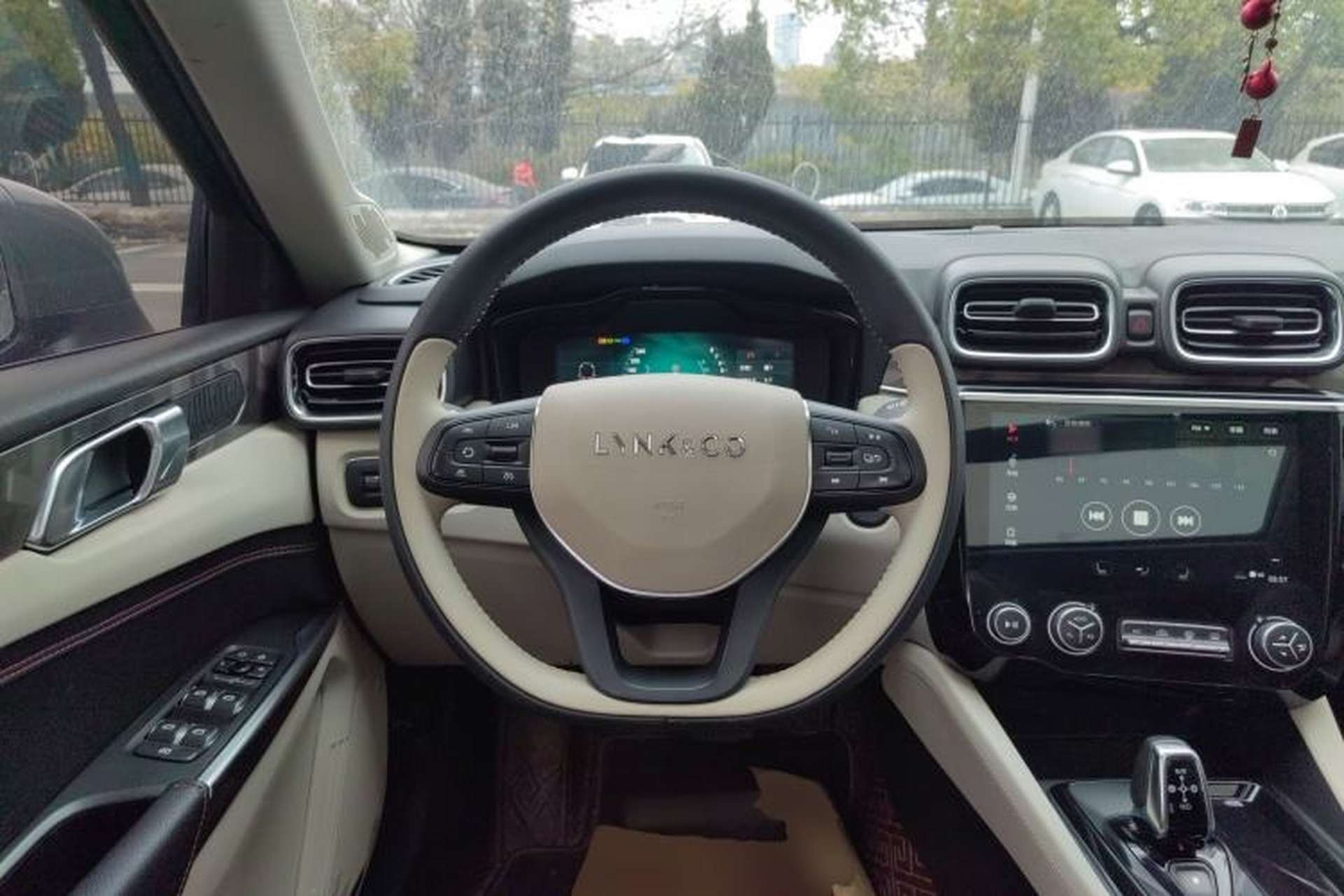 Used Lynk & Co 02 2019 1.5T DCT Two-Wheel Drive Zhaoban Version China VI Standard Steering Wheel