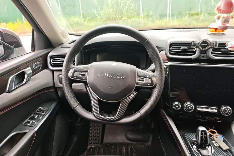 Used Lynk & Co 02 2019 High-Energy Edition 2.0T Automatic Two-Wheel Drive Pro Version China VI Standard Steering Wheel