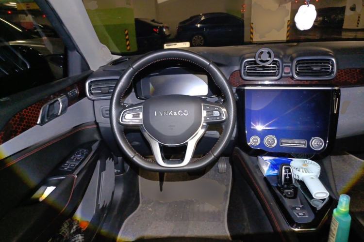 Used Lynk & Co 02 2019 1.5T DCT Two-Wheel Drive Pro Edition China VI Standard Steering Wheel