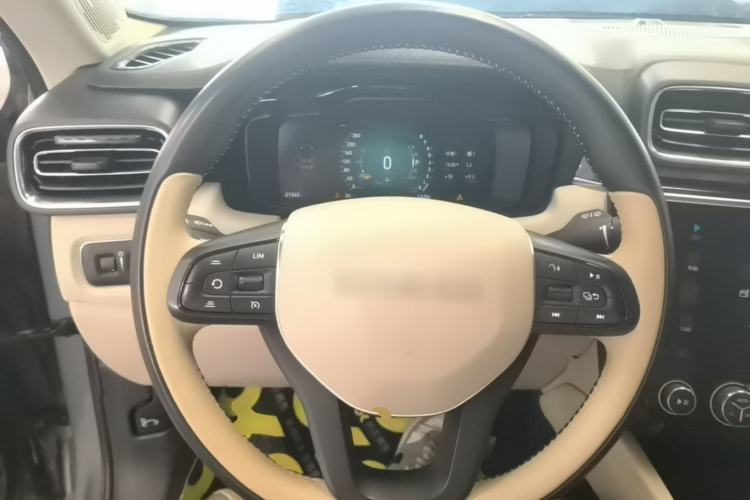 Used Lynk & Co 02 2019 1.5T DCT Two-Wheel Drive Zhaoban Version China VI Standard Steering Wheel