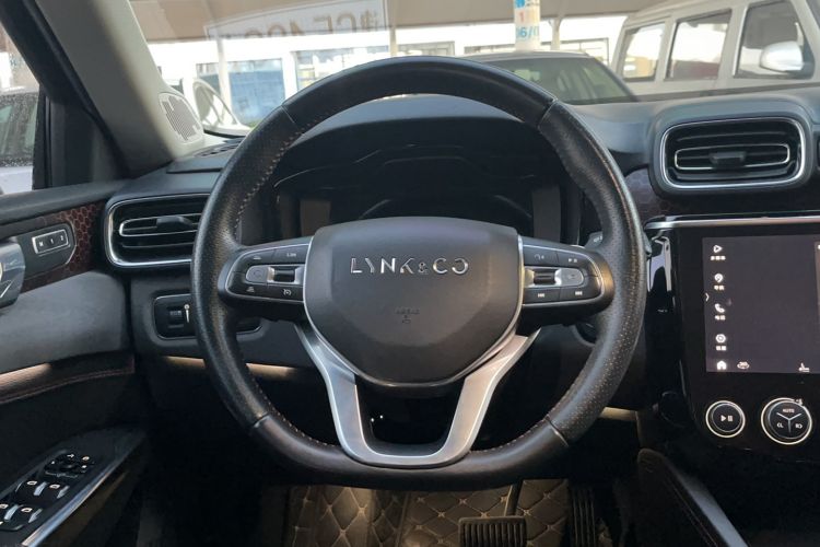Used Lynk & Co 02 2019 High-Energy Edition 2.0T Automatic Two-Wheel Drive Pro Version China VI Standard Steering Wheel