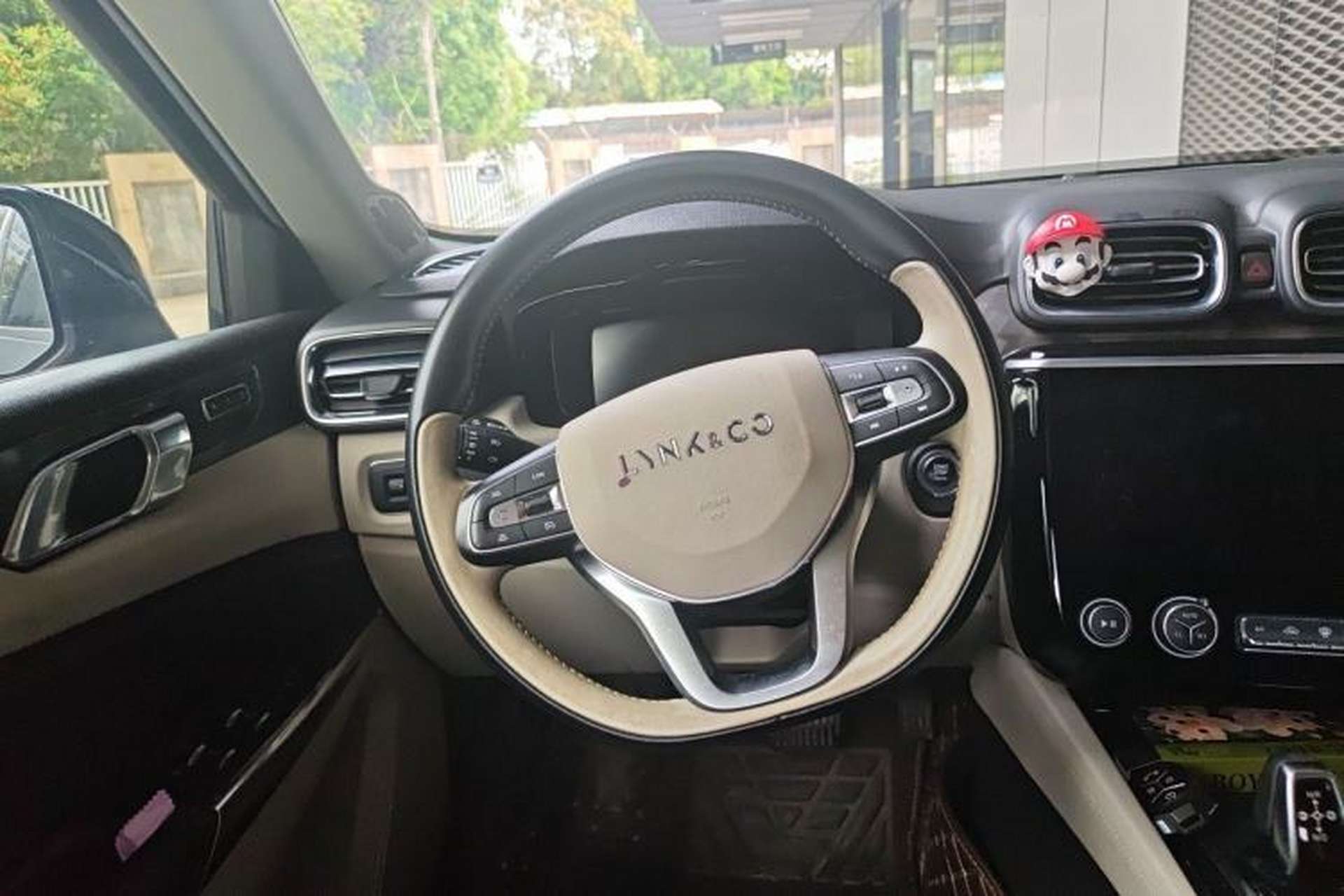 Used Lynk & Co 02 2019 1.5T DCT Two-Wheel Drive Shine Pro Edition China VI Standard Steering Wheel