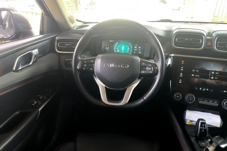 Used Lynk & Co 02 2019 1.5T DCT Two-Wheel Drive Sporty Version China VI Standard Steering Wheel