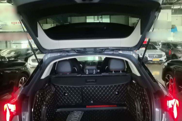 Used Lynk & Co 02 2019 High-Energy Edition 2.0T Automatic Two-Wheel Drive Pro Version China VI Standard Trunk