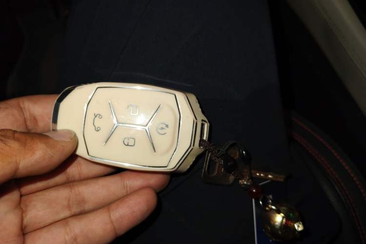 Used Lynk & Co 02 2019 1.5T DCT Two-Wheel Drive Shine Pro Edition China VI Standard Vehicle Key