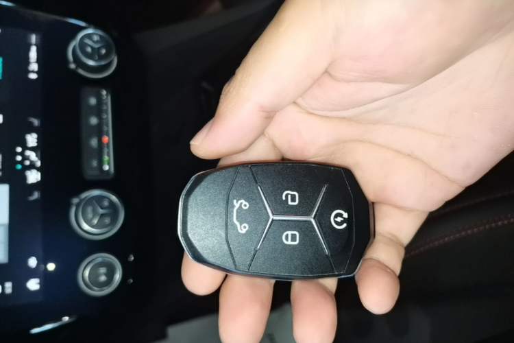 Used Lynk & Co 02 2019 1.5T DCT Two-Wheel Drive Pro Edition China VI Standard Vehicle Key