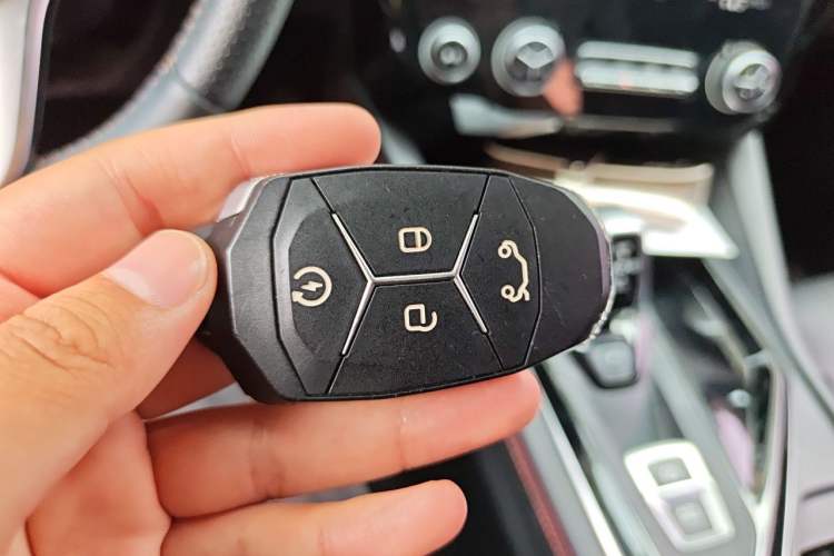 Used Lynk & Co 02 2019 1.5T DCT Two-Wheel Drive Sporty Version China VI Standard Vehicle Key