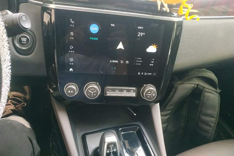 Used Lynk & Co 02 2019 High-Energy Edition 2.0T Automatic Two-Wheel Drive Shine Pro Edition China VI Standard Audio And AC Panel