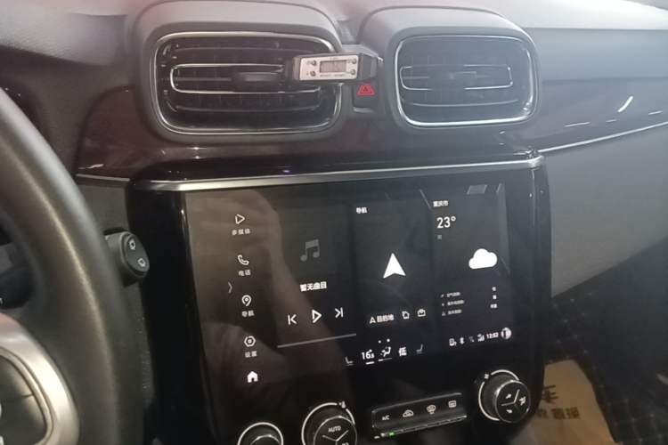 Used Lynk & Co 02 2019 High-Energy Edition 2.0T Automatic Two-Wheel Drive Shine Pro Edition China VI Standard Audio And AC Panel