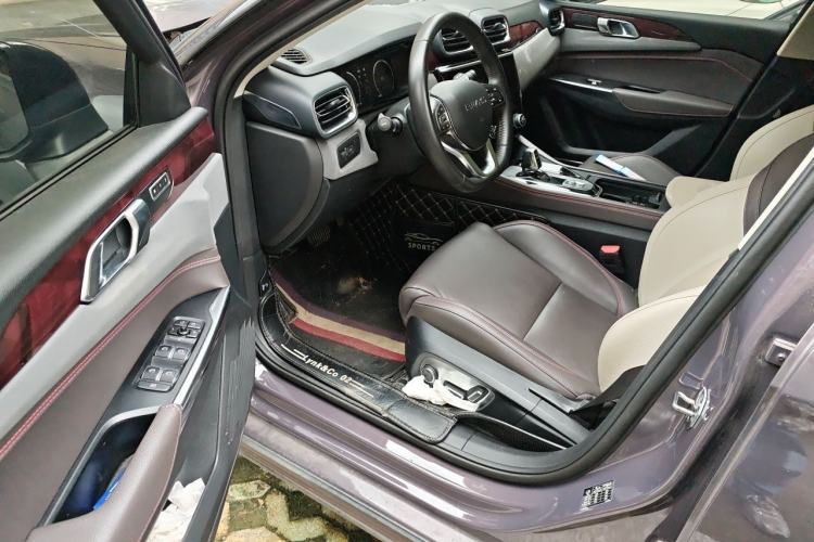Used Lynk & Co 02 2019 High-Energy Edition 2.0T Automatic Two-Wheel Drive Shine Pro Edition China VI Standard Driver Seat