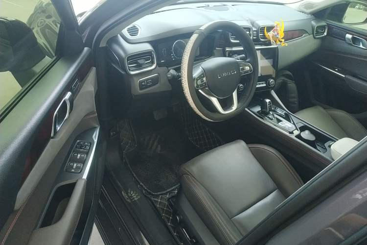 Used Lynk & Co 02 2019 High-Energy Edition 2.0T Automatic Two-Wheel Drive Shine Pro Edition China VI Standard Driver Seat