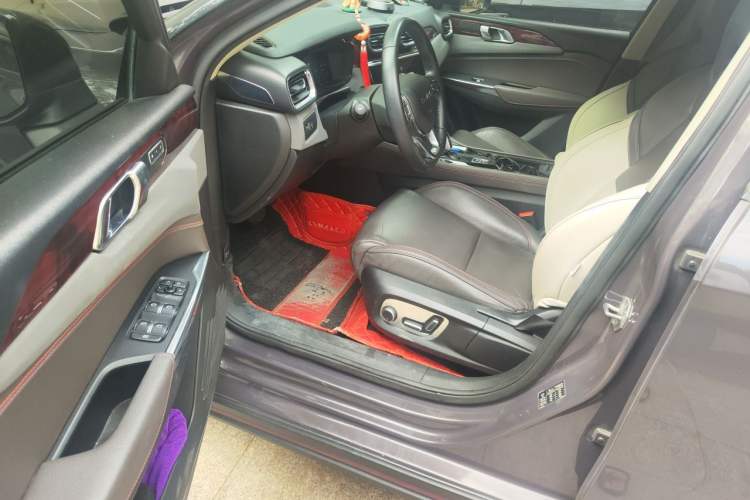 Used Lynk & Co 02 2019 High-Energy Edition 2.0T Automatic Two-Wheel Drive Shine Pro Edition China VI Standard Driver Seat