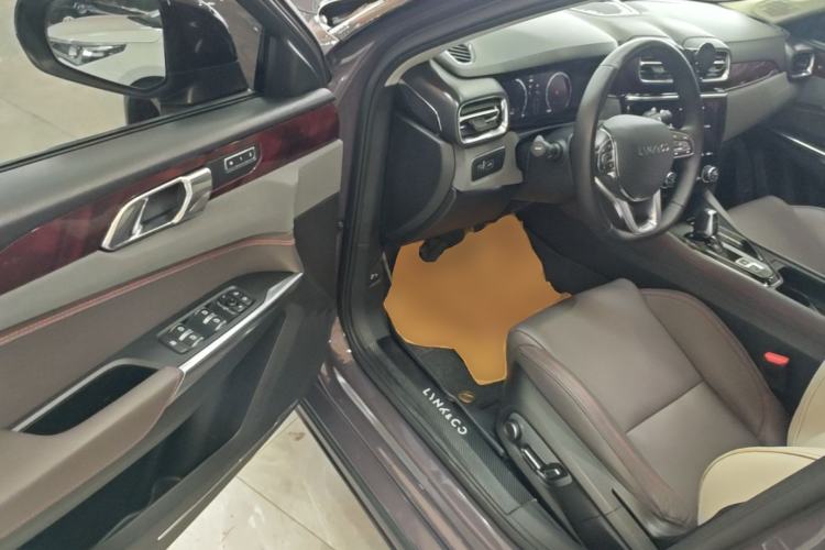 Used Lynk & Co 02 2019 High-Energy Edition 2.0T Automatic Two-Wheel Drive Shine Pro Edition China VI Standard Driver Seat