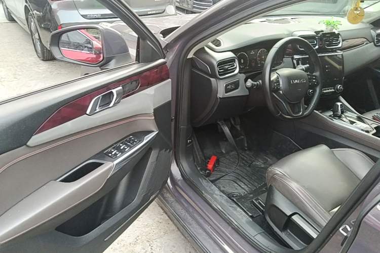Used Lynk & Co 02 2019 High-Energy Edition 2.0T Automatic Two-Wheel Drive Zhaoban Model China VI Standard Driver Seat