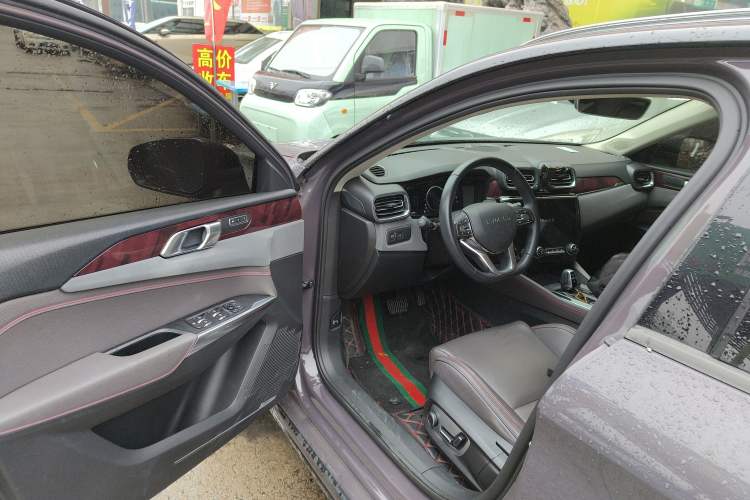 Used Lynk & Co 02 2019 High-Energy Edition 2.0T Automatic Two-Wheel Drive Shine Pro Edition China VI Standard Driver Seat