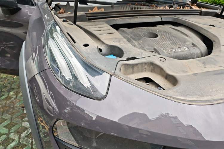 Used Lynk & Co 02 2019 High-Energy Edition 2.0T Automatic Two-Wheel Drive Shine Pro Edition China VI Standard Engine Bay Right