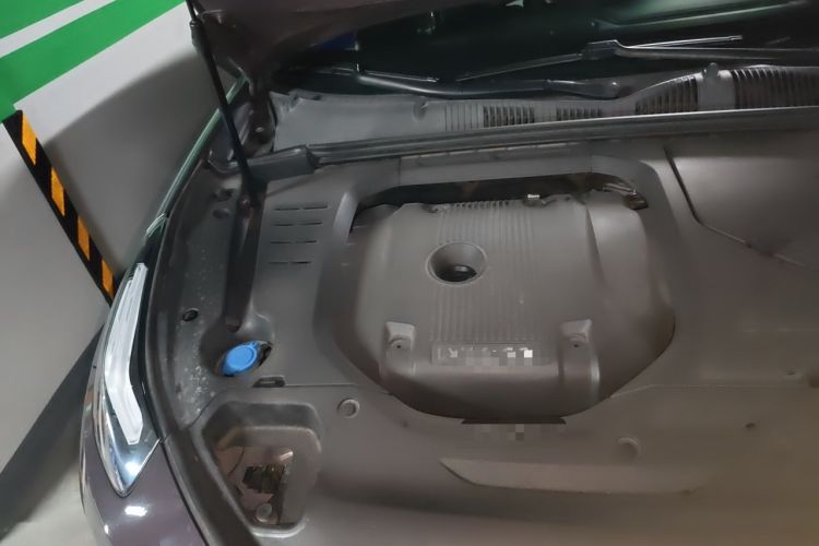 Used Lynk & Co 02 2019 High-Energy Edition 2.0T Automatic Two-Wheel Drive Shine Pro Edition China VI Standard Engine Bay Right