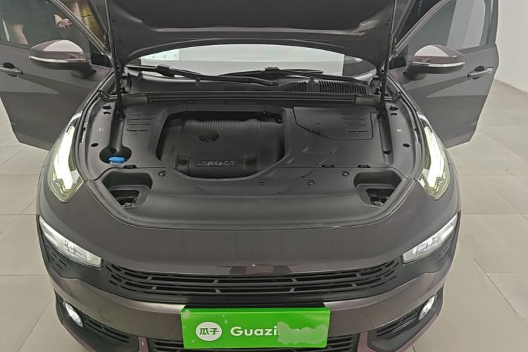 Used Lynk & Co 02 2019 High-Energy Edition 2.0T Automatic Two-Wheel Drive Zhaoban Model China VI Standard Engine Bay