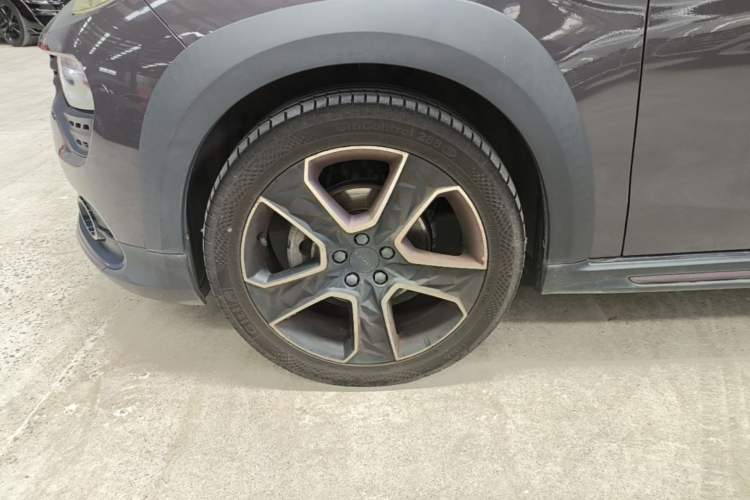 Used Lynk & Co 02 2019 High-Energy Edition 2.0T Automatic Two-Wheel Drive Zhaoban Model China VI Standard Exterior 4