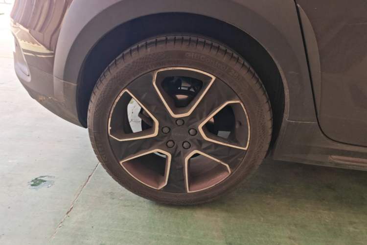 Used Lynk & Co 02 2019 High-Energy Edition 2.0T Automatic Two-Wheel Drive Zhaoban Model China VI Standard Exterior 5