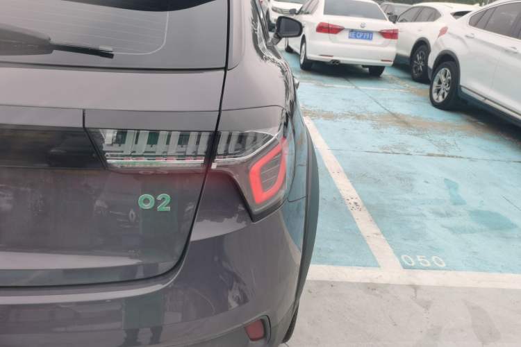 Used Lynk & Co 02 2019 High-Energy Edition 2.0T Automatic Two-Wheel Drive Zhaoban Model China VI Standard Exterior 6