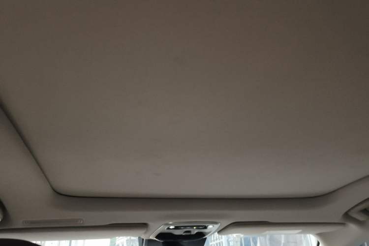 Used Lynk & Co 02 2019 High-Energy Edition 2.0T Automatic Two-Wheel Drive Shine Pro Edition China VI Standard Headliner