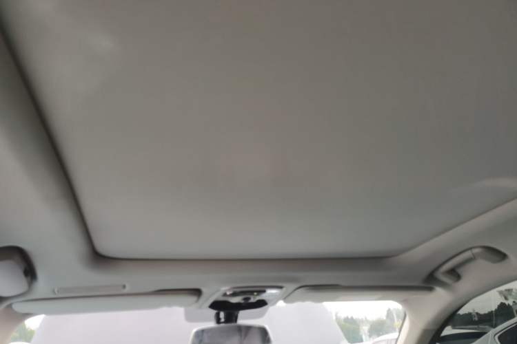 Used Lynk & Co 02 2019 High-Energy Edition 2.0T Automatic Two-Wheel Drive Zhaoban Model China VI Standard Headliner