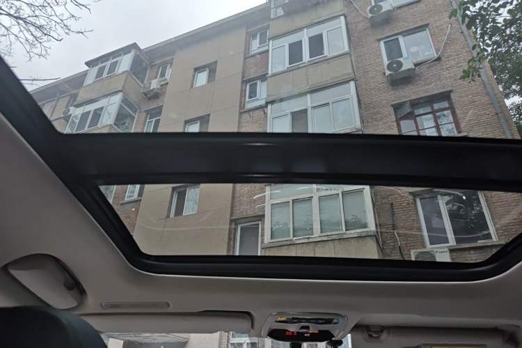 Used Lynk & Co 02 2019 High-Energy Edition 2.0T Automatic Two-Wheel Drive Zhaoban Model China VI Standard Headliner