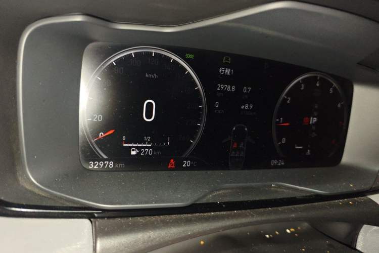 Used Lynk & Co 02 2019 High-Energy Edition 2.0T Automatic Two-Wheel Drive Shine Pro Edition China VI Standard Instrument Cluster