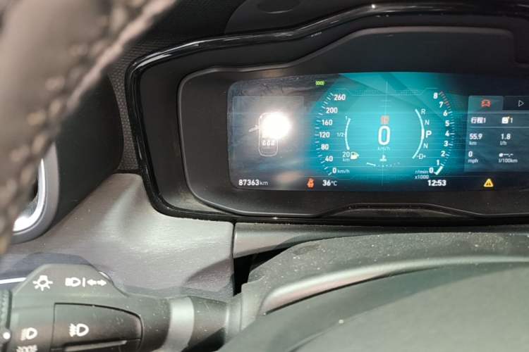 Used Lynk & Co 02 2019 High-Energy Edition 2.0T Automatic Two-Wheel Drive Zhaoban Model China VI Standard Instrument Cluster
