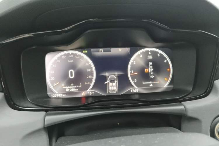 Used Lynk & Co 02 2019 High-Energy Edition 2.0T Automatic Two-Wheel Drive Shine Pro Edition China VI Standard Instrument Cluster