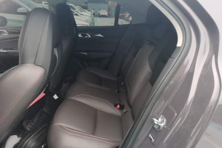 Used Lynk & Co 02 2019 High-Energy Edition 2.0T Automatic Two-Wheel Drive Zhaoban Model China VI Standard Interior 4