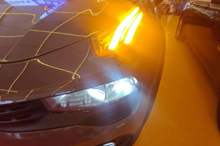Used Lynk & Co 02 2019 High-Energy Edition 2.0T Automatic Two-Wheel Drive Zhaoban Model China VI Standard Left Front Headlight