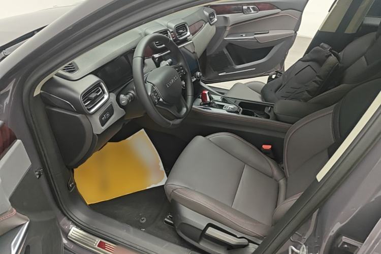 Used Lynk & Co 02 2019 High-Energy Edition 2.0T Automatic Two-Wheel Drive Zhaoban Model China VI Standard Left Front Seat