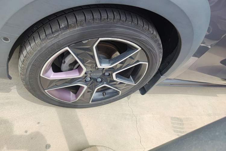 Used Lynk & Co 02 2019 High-Energy Edition 2.0T Automatic Two-Wheel Drive Shine Pro Edition China VI Standard Left Front Wheel Hub