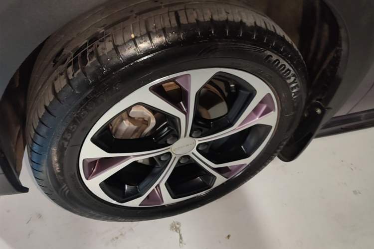 Used Lynk & Co 02 2019 1.5T DCT Two-Wheel Drive Shine Pro Edition China VI Standard Left Front Wheel Hub