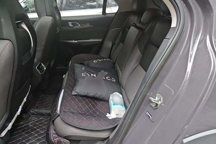 Used Lynk & Co 02 2019 High-Energy Edition 2.0T Automatic Two-Wheel Drive Zhaoban Model China VI Standard Left Rear Seat