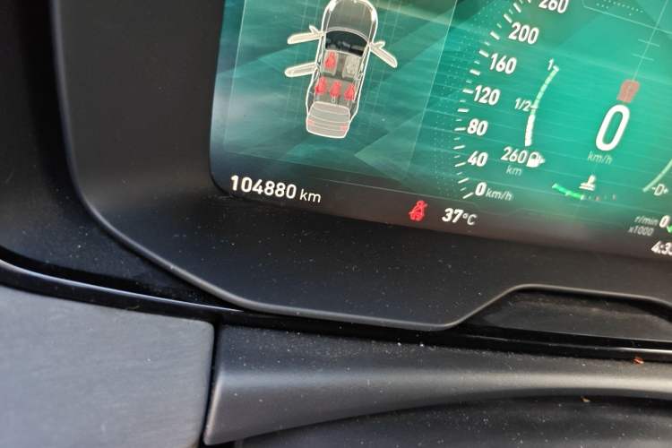 Used Lynk & Co 02 2019 High-Energy Edition 2.0T Automatic Two-Wheel Drive Shine Pro Edition China VI Standard Odometer Close Up