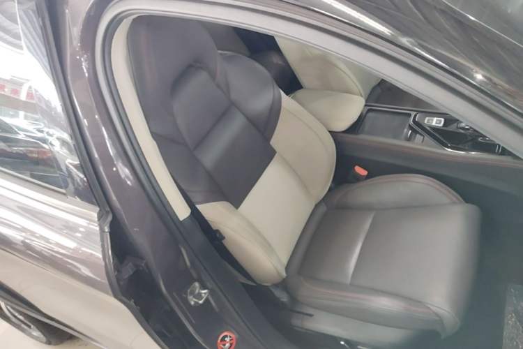 Used Lynk & Co 02 2019 High-Energy Edition 2.0T Automatic Two-Wheel Drive Shine Pro Edition China VI Standard Right Front Seat