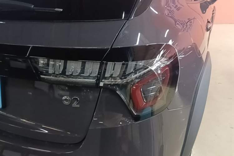 Used Lynk & Co 02 2019 High-Energy Edition 2.0T Automatic Two-Wheel Drive Shine Pro Edition China VI Standard Right Rear Taillight