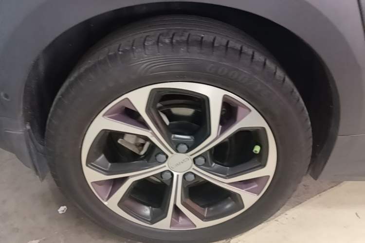 Used Lynk & Co 02 2019 High-Energy Edition 2.0T Automatic Two-Wheel Drive Shine Pro Edition China VI Standard Right Rear Wheel Hub