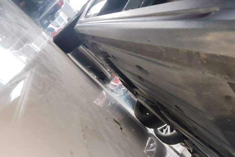 Used Lynk & Co 02 2019 High-Energy Edition 2.0T Automatic Two-Wheel Drive Shine Pro Edition China VI Standard Right Side Sill