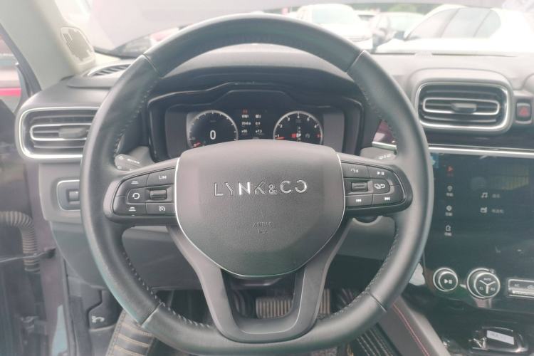 Used Lynk & Co 02 2019 High-Energy Edition 2.0T Automatic Two-Wheel Drive Zhaoban Model China VI Standard Steering Wheel