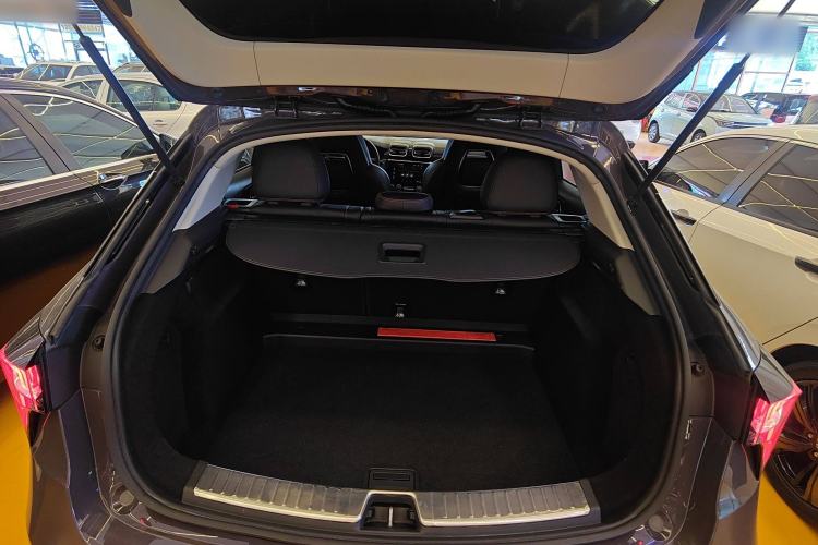 Used Lynk & Co 02 2019 High-Energy Edition 2.0T Automatic Two-Wheel Drive Zhaoban Model China VI Standard Trunk