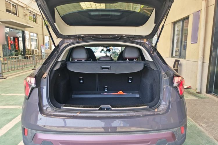 Used Lynk & Co 02 2019 High-Energy Edition 2.0T Automatic Two-Wheel Drive Zhaoban Model China VI Standard Trunk