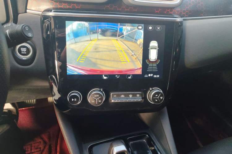 Used Lynk & Co 02 2019 1.5T DCT Two-Wheel Drive Sporty Version China VI Standard Audio And AC Panel