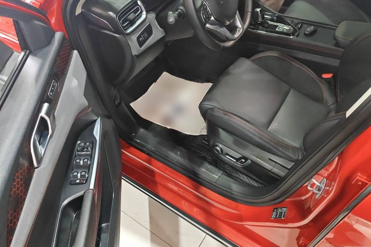Used Lynk & Co 02 2019 1.5T DCT Two-Wheel Drive Pro Edition China VI Standard Driver Seat