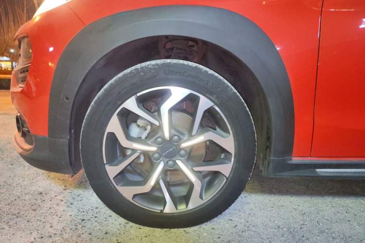 Used Lynk & Co 02 2019 1.5T DCT Two-Wheel Drive Pro Edition China VI Standard Exterior 7