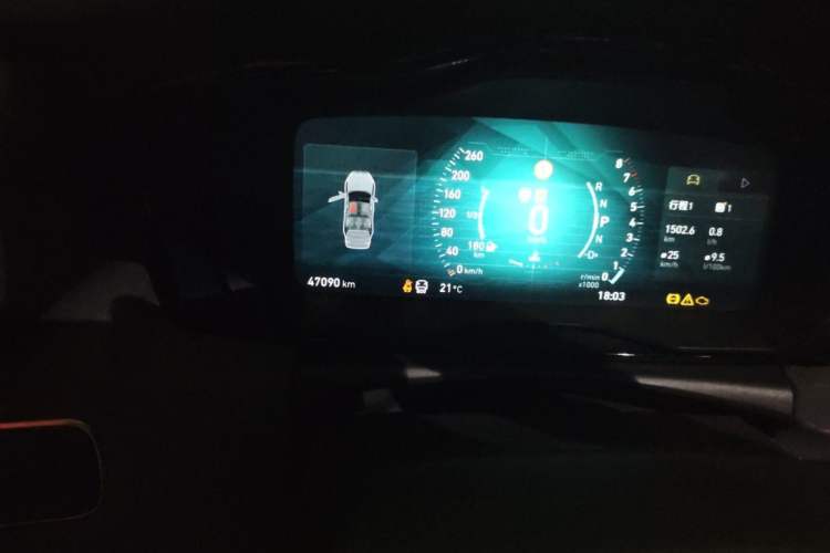Used Lynk & Co 02 2019 1.5T DCT Two-Wheel Drive Shine Pro Edition China VI Standard Odometer Close Up