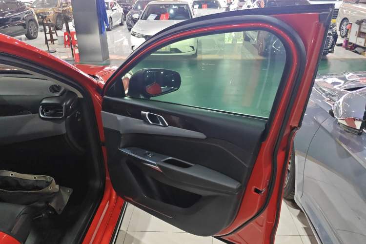 Used Lynk & Co 02 2019 1.5T DCT Two-Wheel Drive Pro Edition China VI Standard Right Front Door Interior